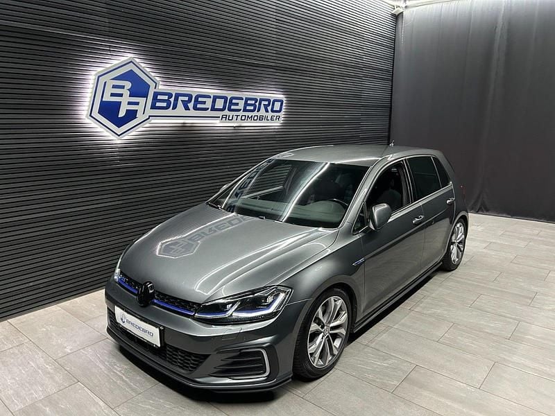 Mørkblåmetal Brugt 2015 VW Golf VII GTE Hatchback | 174.500 kr. - Billede 1/4