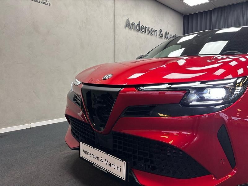 Brugt Alfa Romeo Junior Edizione Speciale 114 kW (156 HK) 2024 Rød SUV
