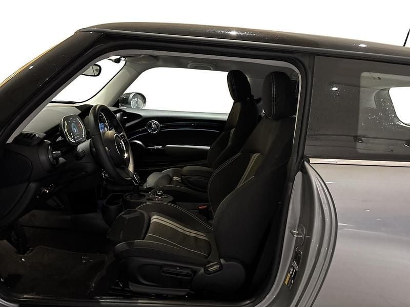 Brugt Mini Cooper SE Classic 135 kW (184 HK) 2024 Sølv Hatchback