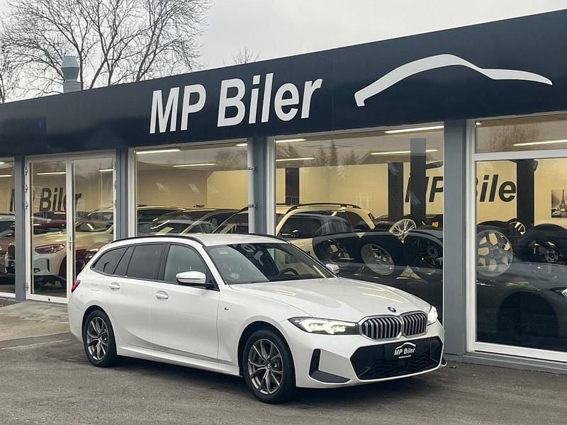 Perlemorshvid Brugt 2024 BMW 320e M Sport Stationcar | 344.900 kr. (Fair pris) - Billede 1/4
