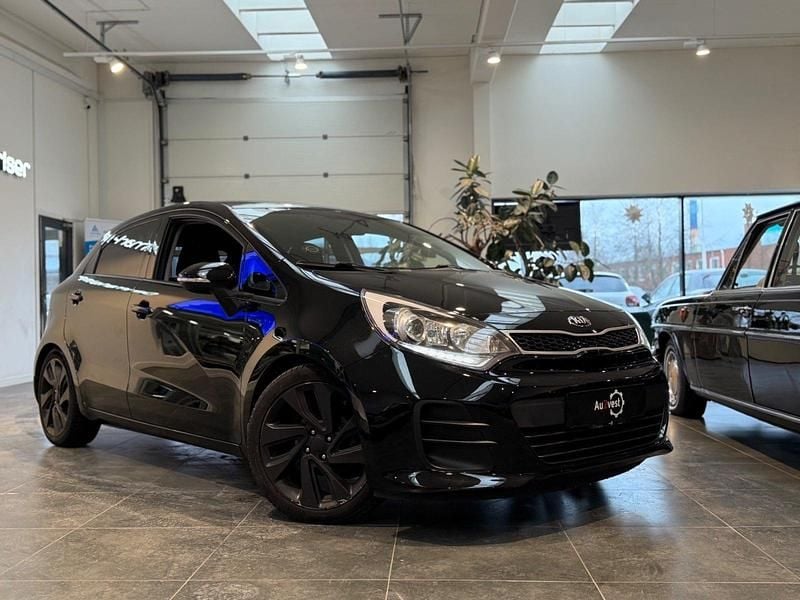 Sortmetal Brugt 2017 Kia Rio Hatchback | 56.799 kr. (God pris) - Billede 1/4