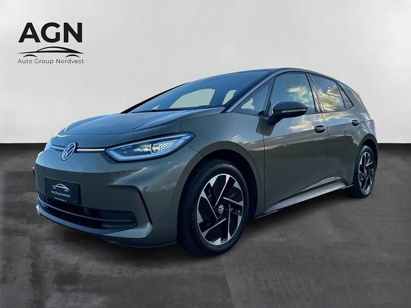 Grønmetal Brugt 2025 VW ID.3 Style Hatchback | 249.500 kr. (Fair pris) - Billede 1/4