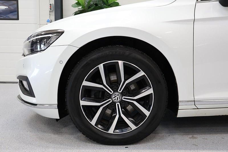 Brugt VW Passat Elegance+ 190 HK (139 kW) 2019 Perlemorshvid Stationcar