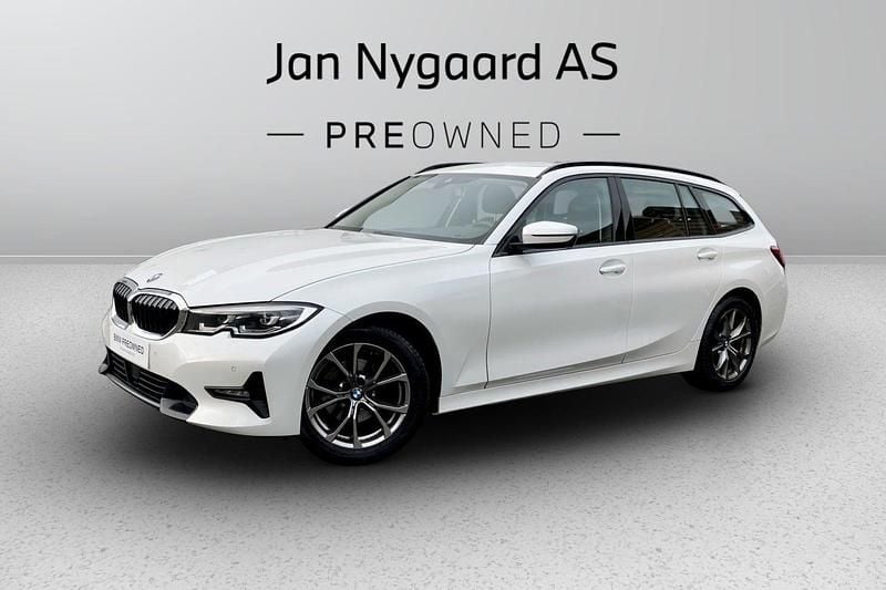 Hvidmetal Brugt 2020 BMW 320 Sport Line Stationcar | 309.000 kr. (Dyr) - Billede 1/4
