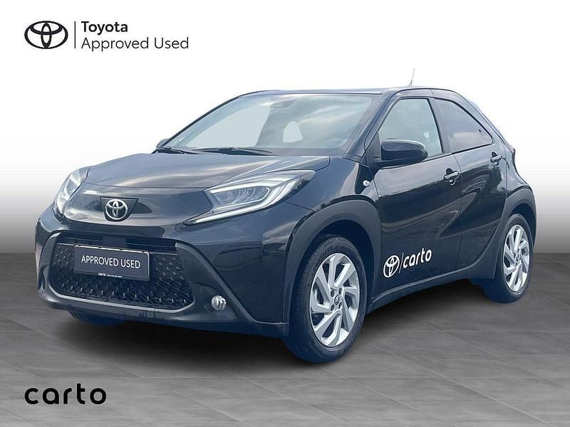 209 night sky black Ny 2025 Toyota Aygo X Active SUV | 159.900 kr. (Fair pris) - Billede 1/3
