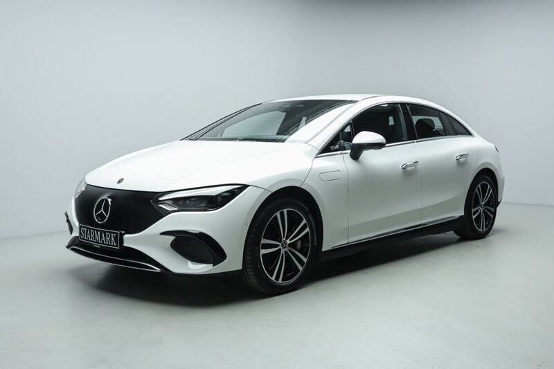 Hvid Brugt 2023 Mercedes EQE300 Electric Art Sedan | 474.900 kr. (Fair pris) - Billede 1/4