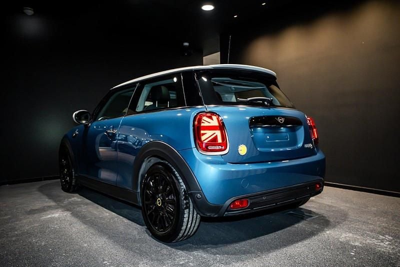 Brugt Mini Cooper SE 135 kW (184 HK) 2022 Farve: blåmetal Hatchback