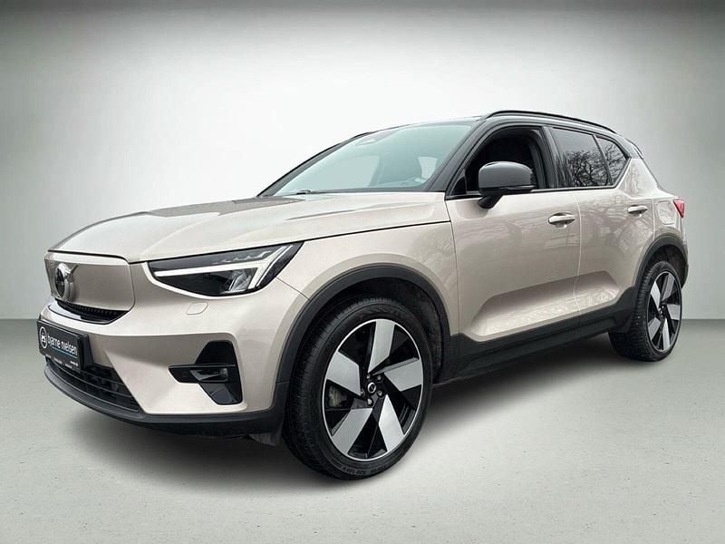 Brugt Volvo XC40 Plus 169 kW (231 HK) 2023 Beigemetal SUV