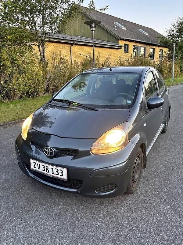 Brugt 2009 Toyota Aygo Hatchback | 19.500 kr. (Fair pris) - Billede 1/4