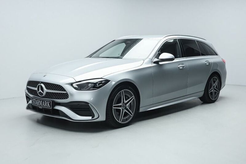 Sølvmetal Brugt 2022 Mercedes C220 AMG line Stationcar | 409.900 kr. (Fair pris) - Billede 1/4