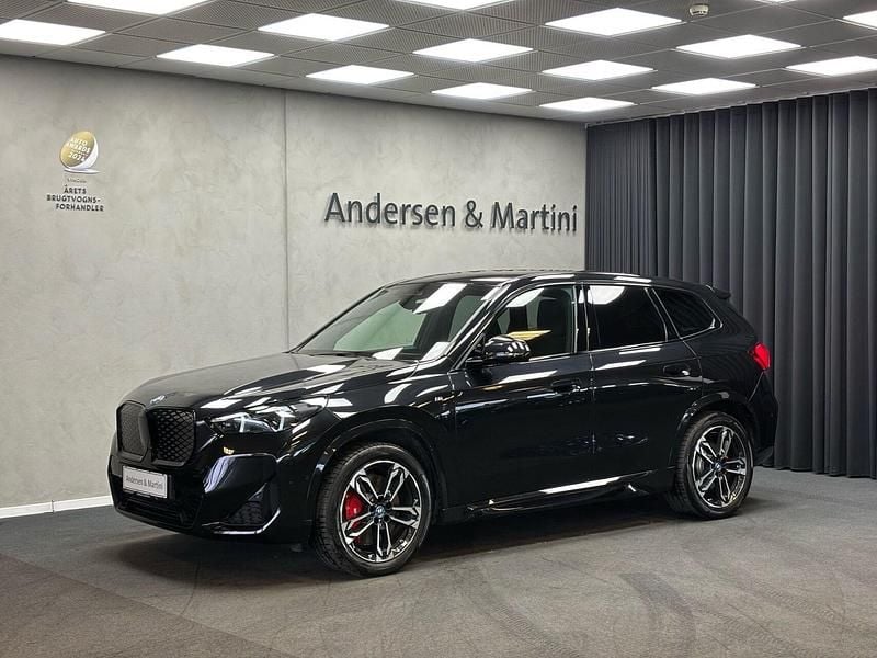 Brugt BMW iX1 M Sport 230 kW (313 HK) 2025 Blacksapphire SUV