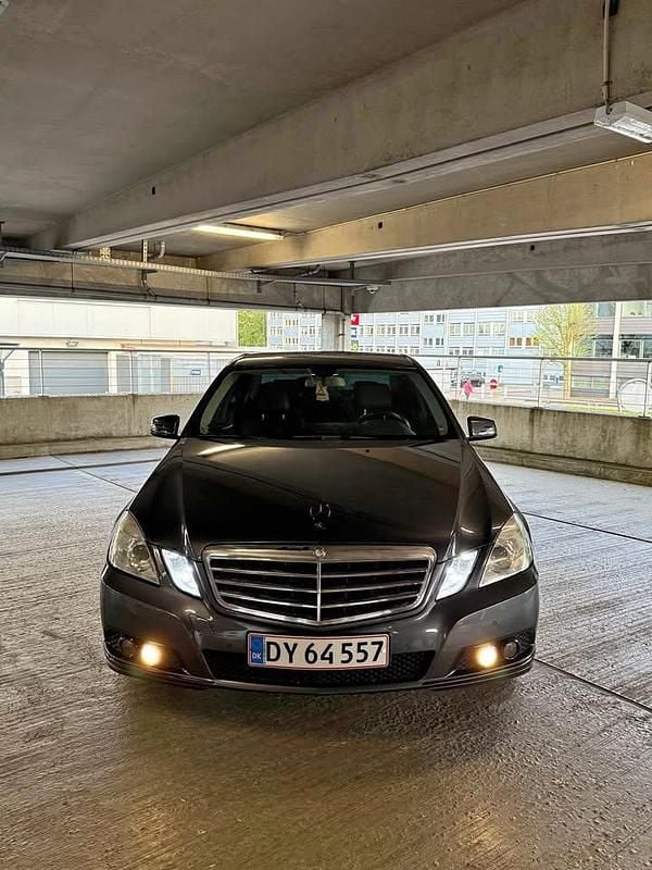Brugt 2010 Mercedes E220 AMG Sedan | 118.000 kr. - Billede 1/4