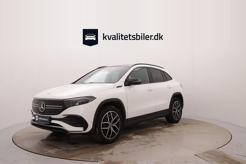 Hvid Brugt 2023 Mercedes EQA250 AMG line SUV | 269.900 kr. (God pris) - Billede 1/4
