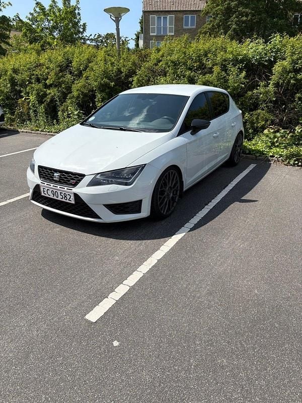 Hvid Brugt 2014 Cupra Leon Hatchback | 189.900 kr. (Fair pris) - Billede 1/4
