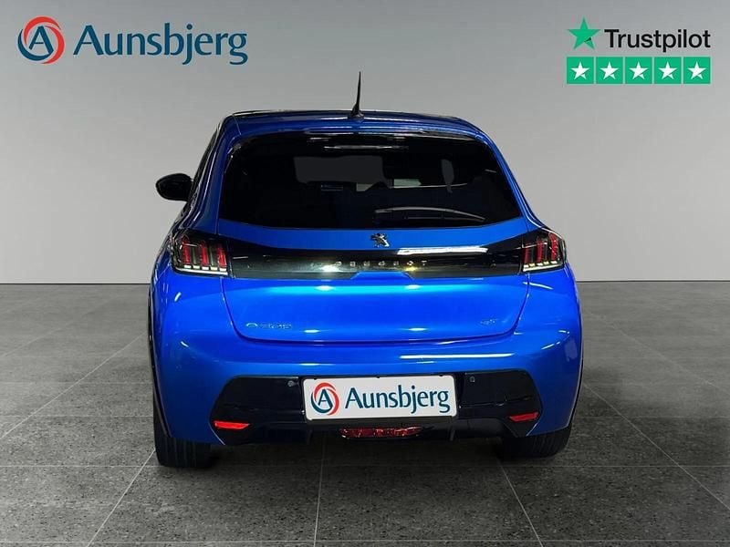 Brugt Peugeot e-208 GT 100 kW (136 HK) 2022 Blå metal Hatchback