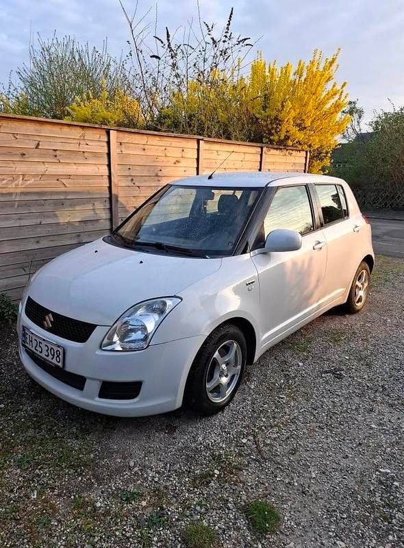 Brugt Suzuki Swift 75 HK (55 kW) 2009 Hatchback