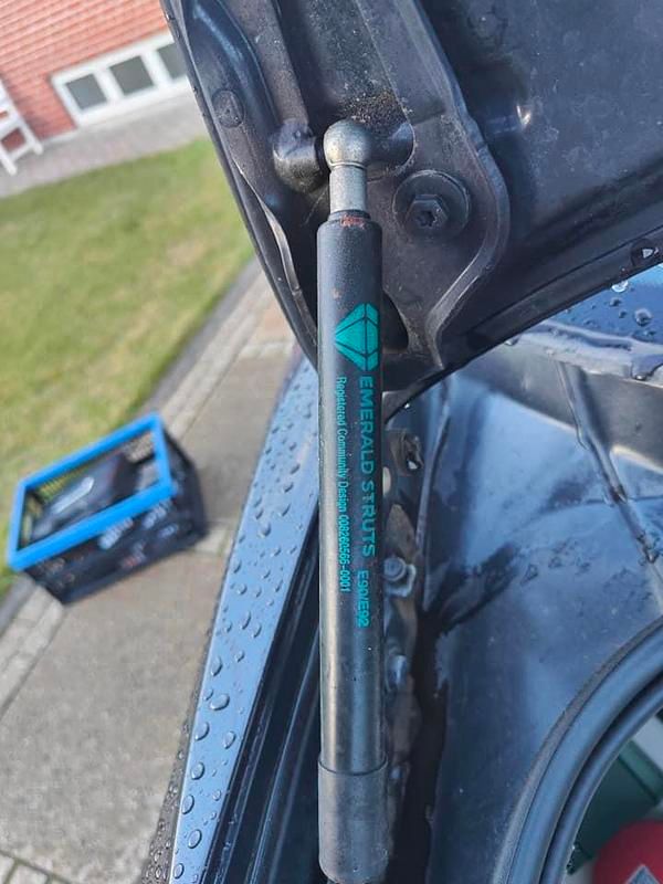 Brugt BMW 330 256 HK (188 kW) 2005 Sedan