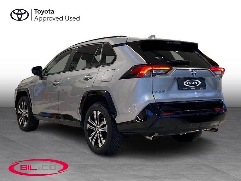 Brugt Toyota RAV4 Business Edition 306 HK (225 kW) 2022 Zircon silver SUV
