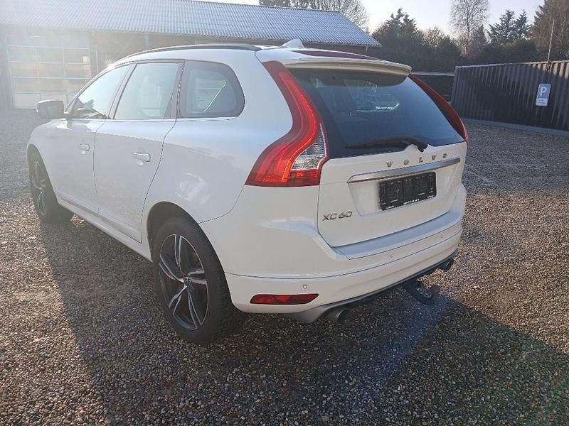 Brugt Volvo XC60 R-Design 190 HK (139 kW) 2017 Hvid SUV