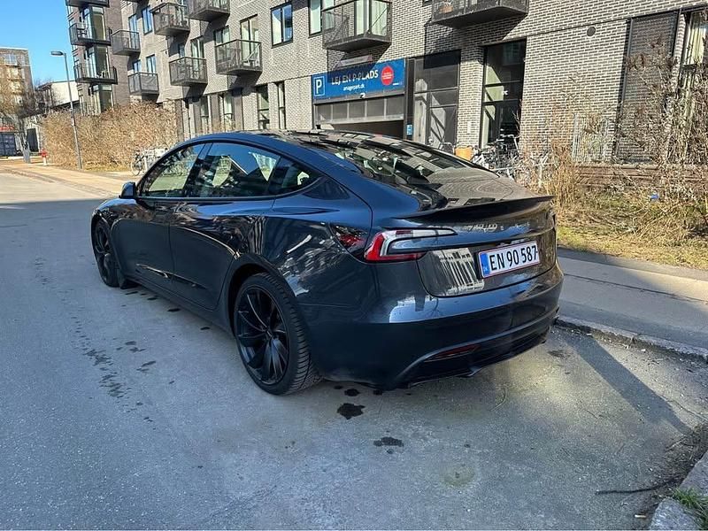 Brugt Tesla Model 3 Performance 339 kW (462 HK) 2024 Blå Sedan