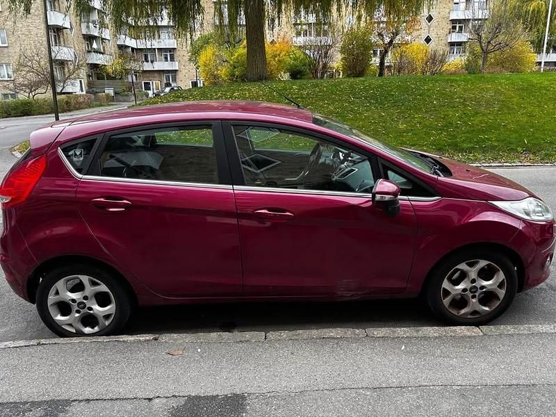 Brugt Ford Fiesta 2009 Hatchback