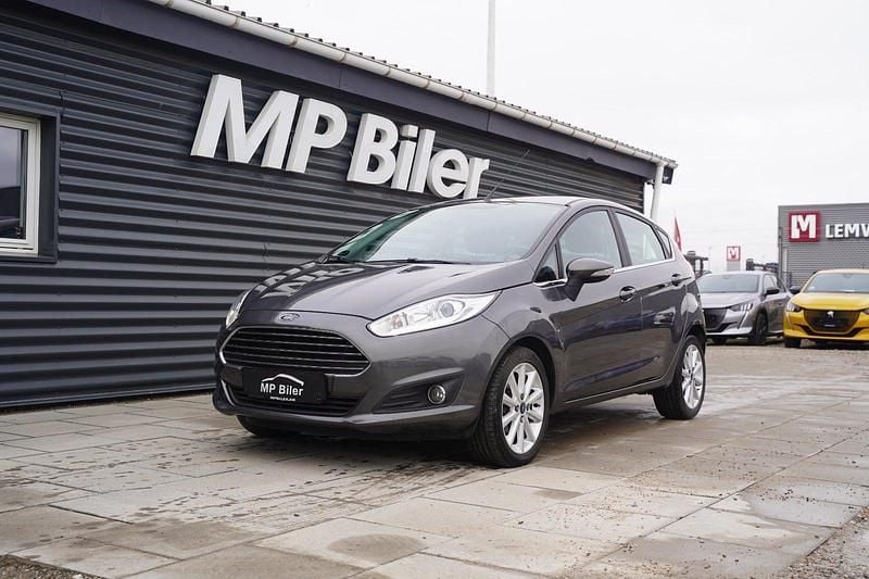 Brugt Ford Fiesta Titanium 125 HK (91 kW) 2017 Koks Hatchback