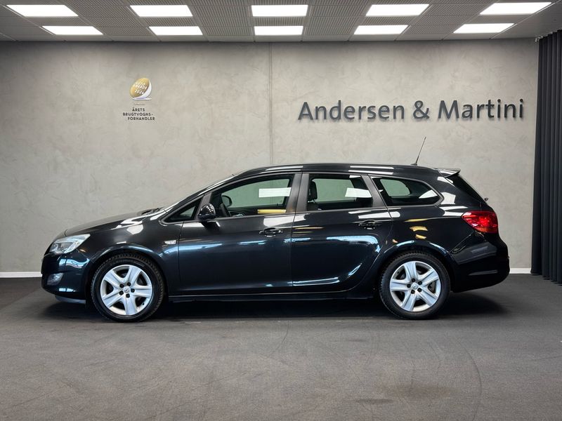 Brugt Opel Astra Sport 125 HK (91 kW) 2012 Carbon flash Stationcar