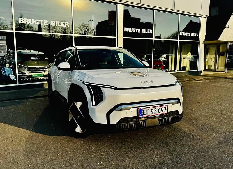 Hvidmetal Brugt 2025 Kia EV3 SUV | 329.900 kr. (Fair pris) - Billede 1/4