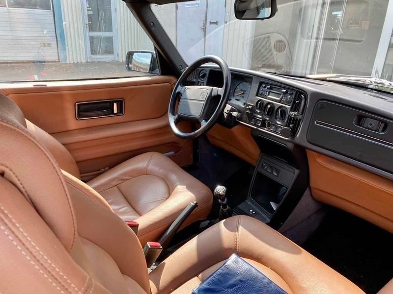 Brugt Saab 900 160 HK (117 kW) 1990 Sort Hatchback