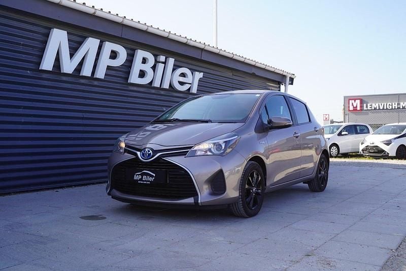 Gråmetal Brugt 2015 Toyota Yaris Hybrid H2 Hatchback | 84.900 kr. (Fair pris) - Billede 1/4