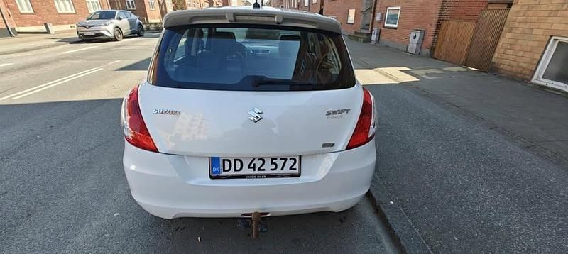 Brugt Suzuki Swift 90 HK (66 kW) 2013 Blå Hatchback