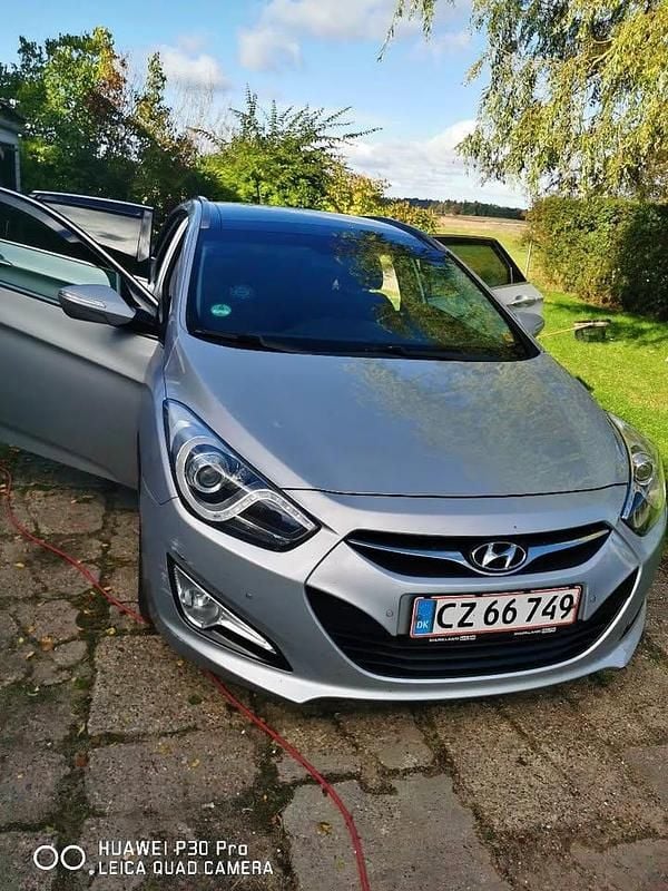 Brugt 2011 Hyundai i40 Stationcar | 60.000 kr. (Lidt for dyr) - Billede 1/4