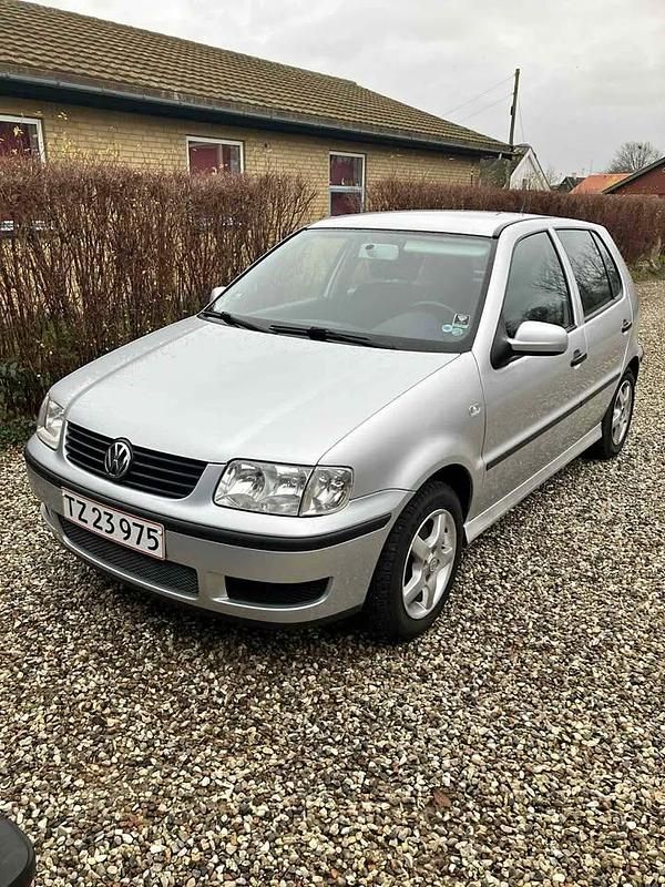Brugt VW Polo 75 HK (55 kW) 2000 Hatchback