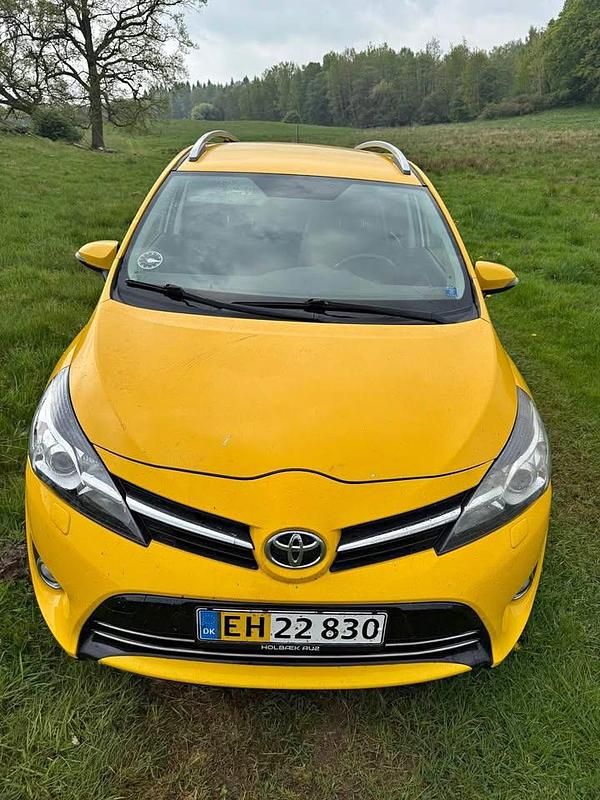 Brugt Toyota Sportsvan 111 HK (81 kW) 2015 MPV