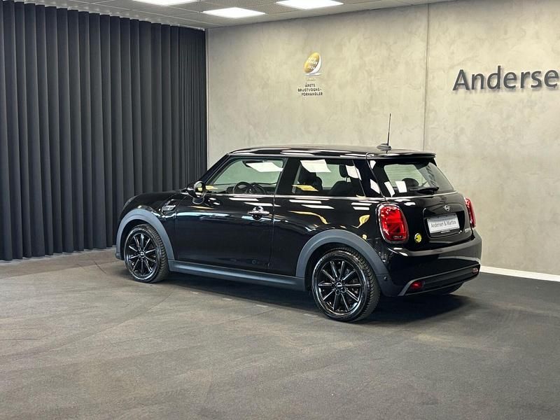 Brugt Mini Cooper SE Essential 135 kW (184 HK) 2021 Sort Hatchback