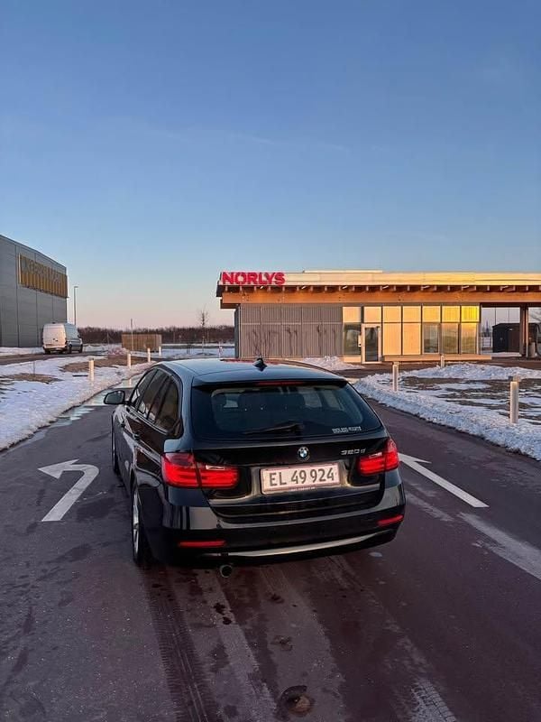 Brugt BMW 320 Comfort Edition 184 HK (135 kW) 2015 Sort Stationcar