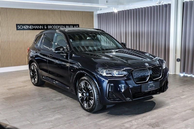 Carbonsortmetal Brugt 2024 BMW iX3 M Sport SUV | 459.900 kr. (Fair pris) - Billede 1/4