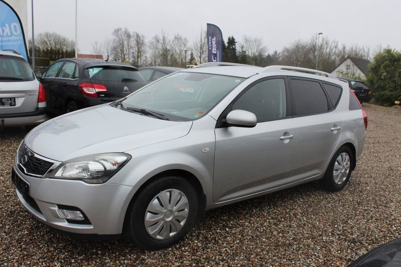 Kia cee d 2011