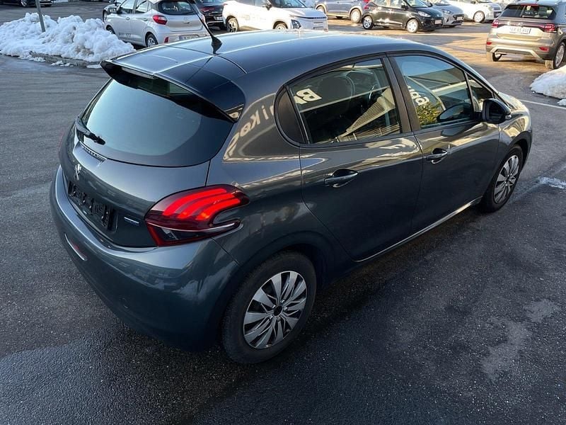 Brugt Peugeot 208 Active 100 HK (73 kW) 2016 Koks Hatchback