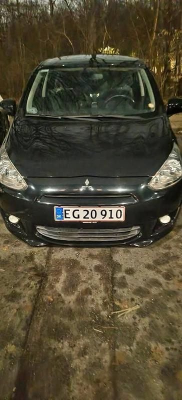 Brugt Mitsubishi Space Star 80 HK (58 kW) 2014 Sort MPV