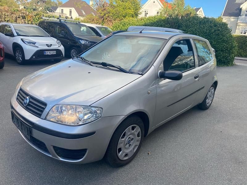 Brugt 2004 Fiat Punto Active Hatchback | 18.480 kr. (Fair pris) - Billede 1/1