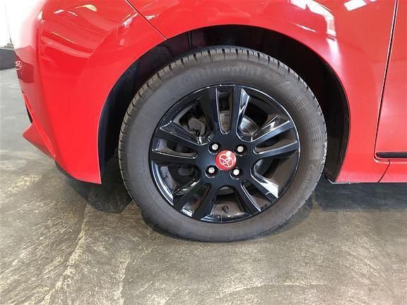 Brugt Toyota Aygo X-cite 72 HK (52 kW) 2017 Rød/sort Hatchback
