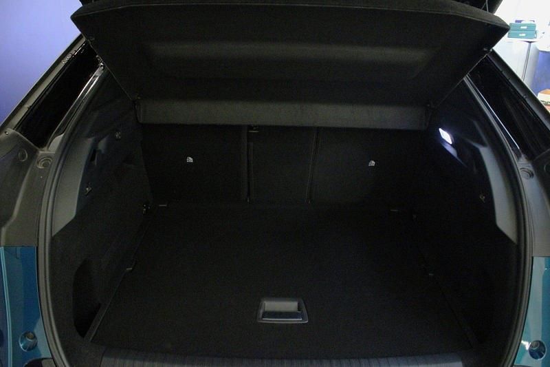 Ny Peugeot e-3008 GT 154 kW (210 HK) 2025 Blåmetal SUV