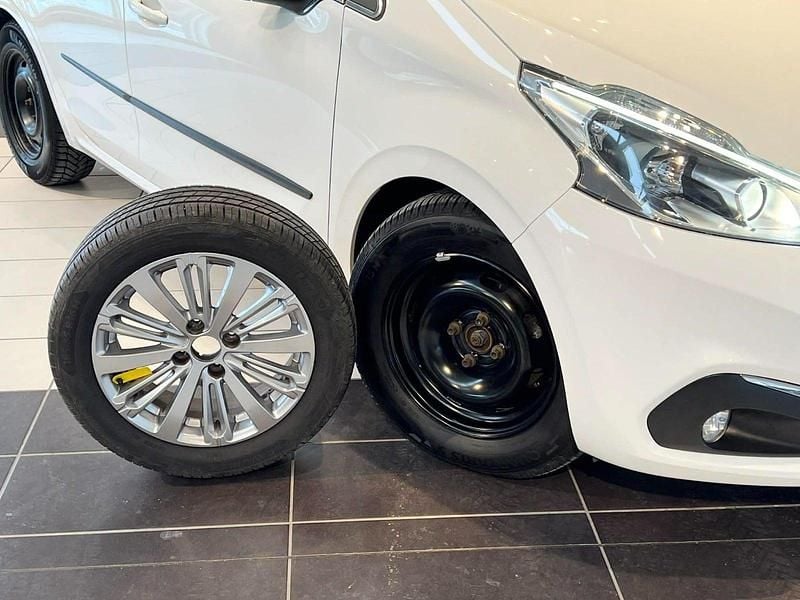Brugt Peugeot 208 Allure Sky 100 HK (73 kW) 2019 Hvid Hatchback