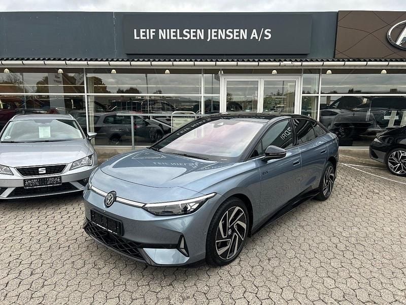 Lysblåmetal Brugt 2025 VW ID.7 GTX Sedan | 479.900 kr. - Billede 1/4