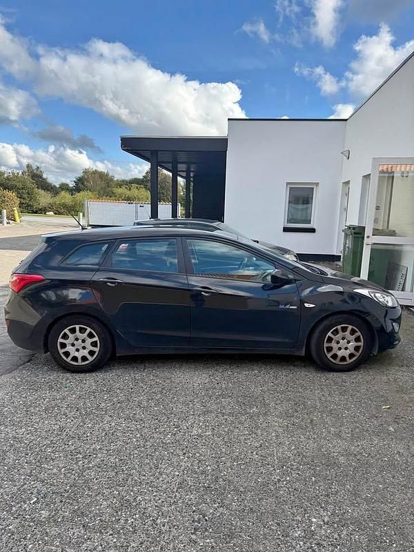 Brugt Hyundai i30 110 HK (80 kW) 2013 Sort Stationcar