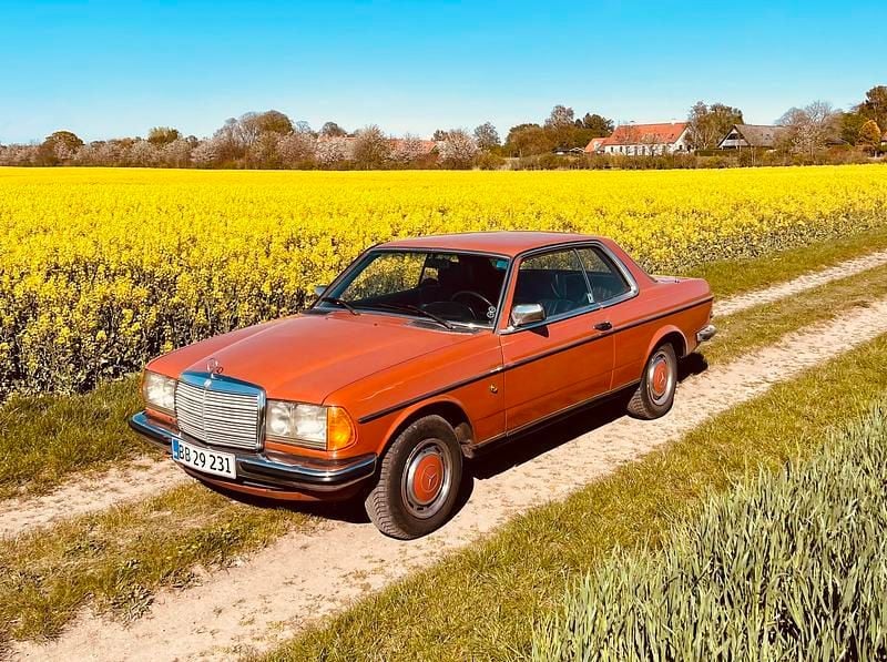 N/a Brugt 1977 Mercedes 200 | 87.000 kr. - Billede 1/4