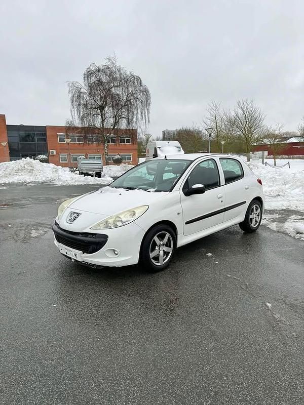 Brugt Peugeot 206+ 2012 Hatchback