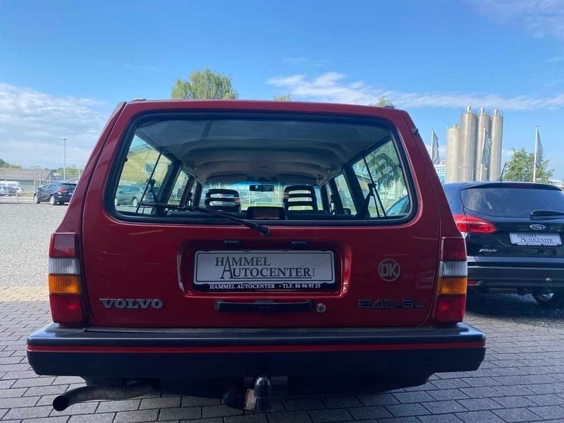 Brugt Volvo 240 115 HK (84 kW) 1986 Blå