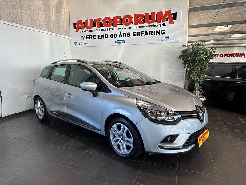 Sølvmetal Brugt 2019 Renault Clio Zen Stationcar | 74.900 kr. - Billede 1/4